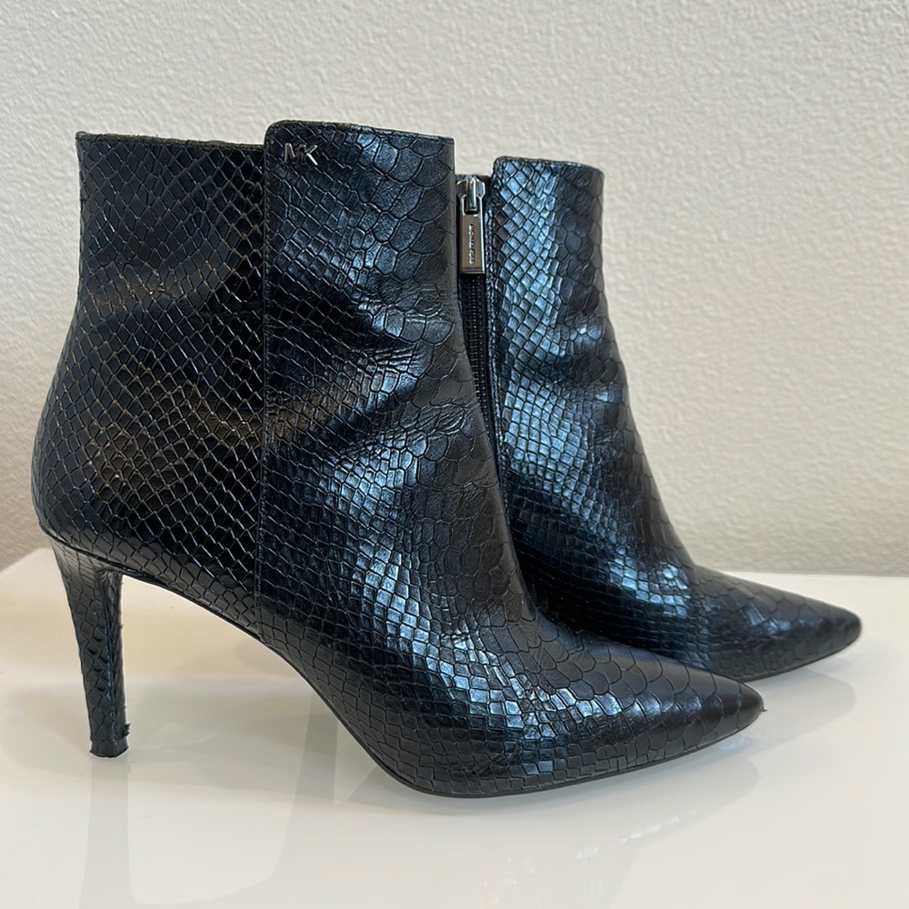 Michael Kors Bootie